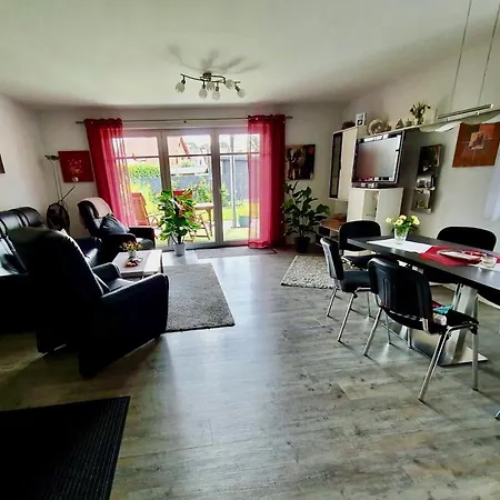 Lemke-ferienwohnung 아파트 *